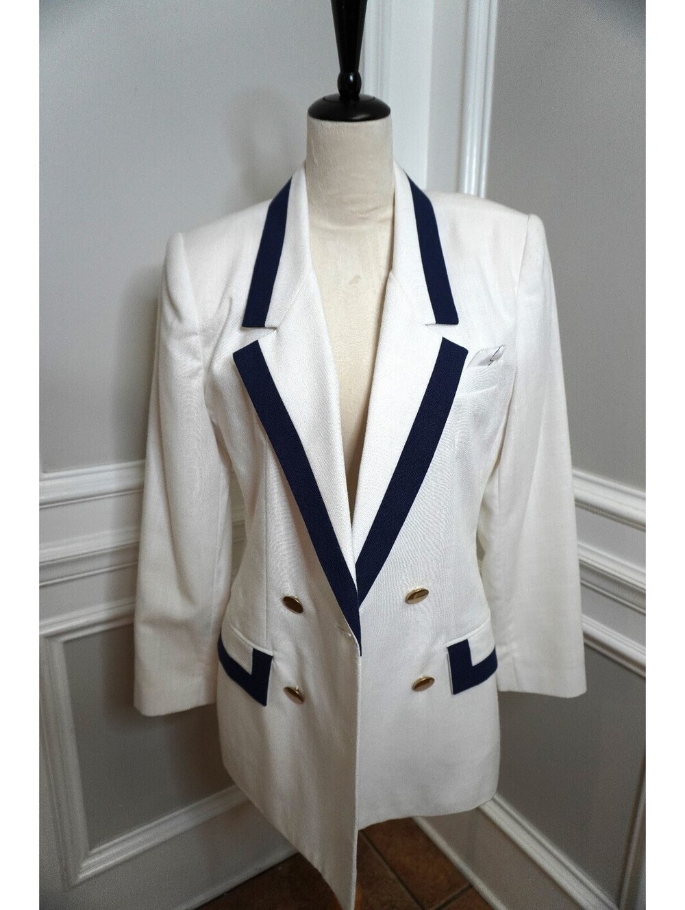 Oleg Cassini White and Navy Blue Double-Breasted Blazer Size 8